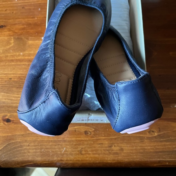 Ballet flats - Picture 2 of 4